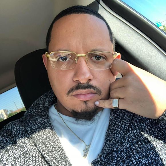 Meet your Posher, Joshua - Picture 1 of 1